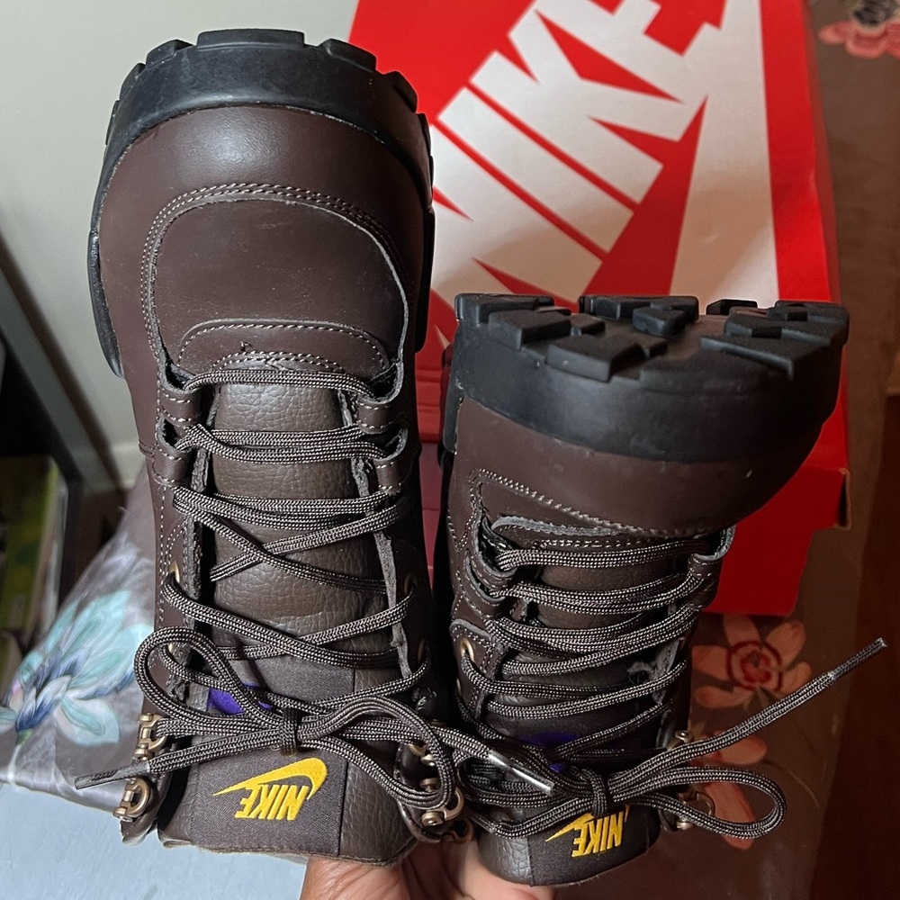 Women’s Nike Boots